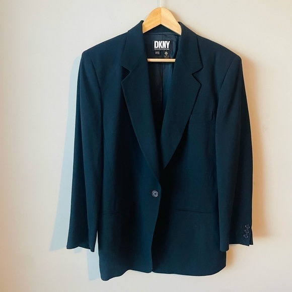 Dkny Jackets & Blazers - DKNY Vintage Black Wool Blazer